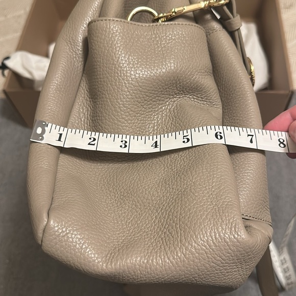 Cuyana Leather Triple Zip Weekender - Picture 10 of 10